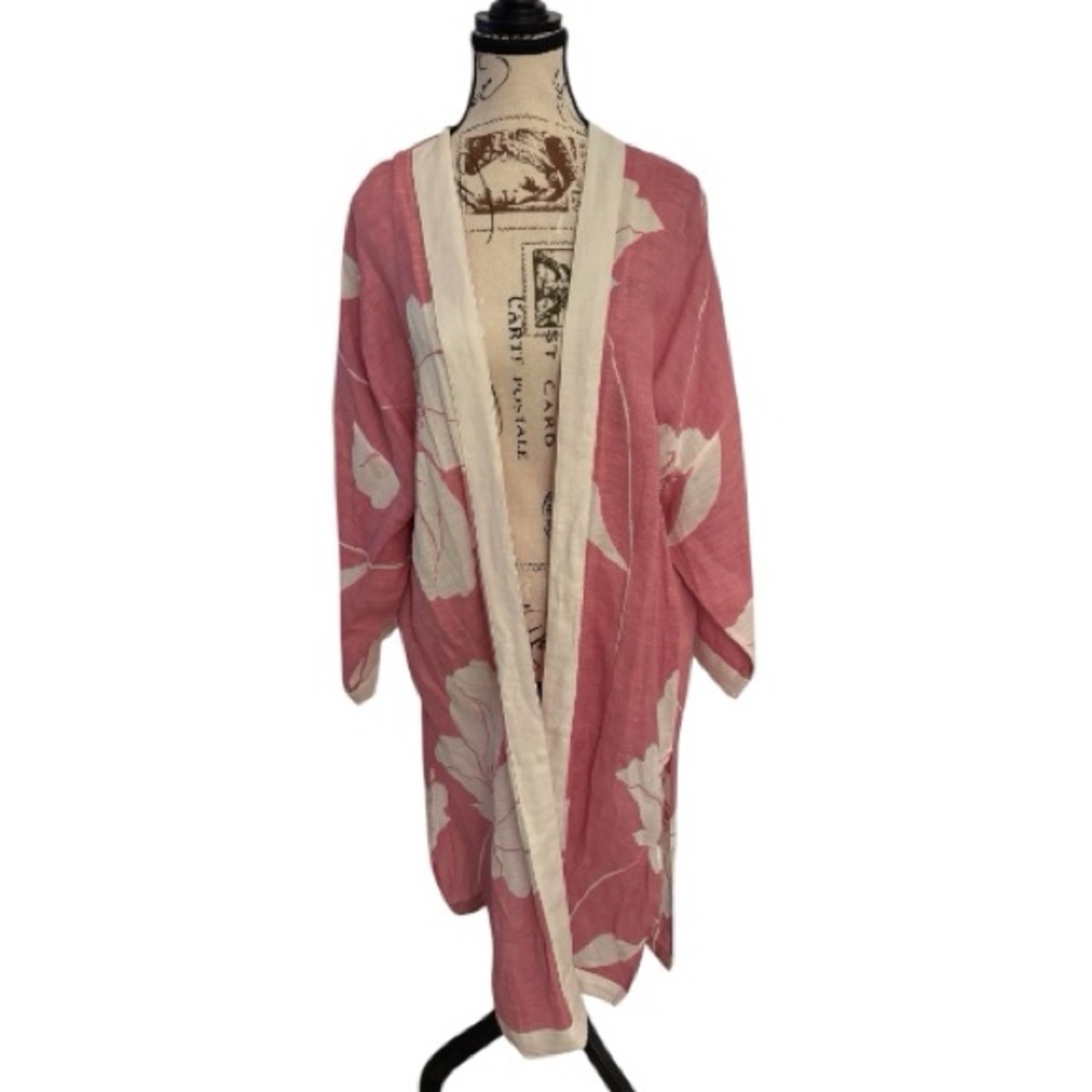Ann Taylor Pink and White Cardigan Kimono